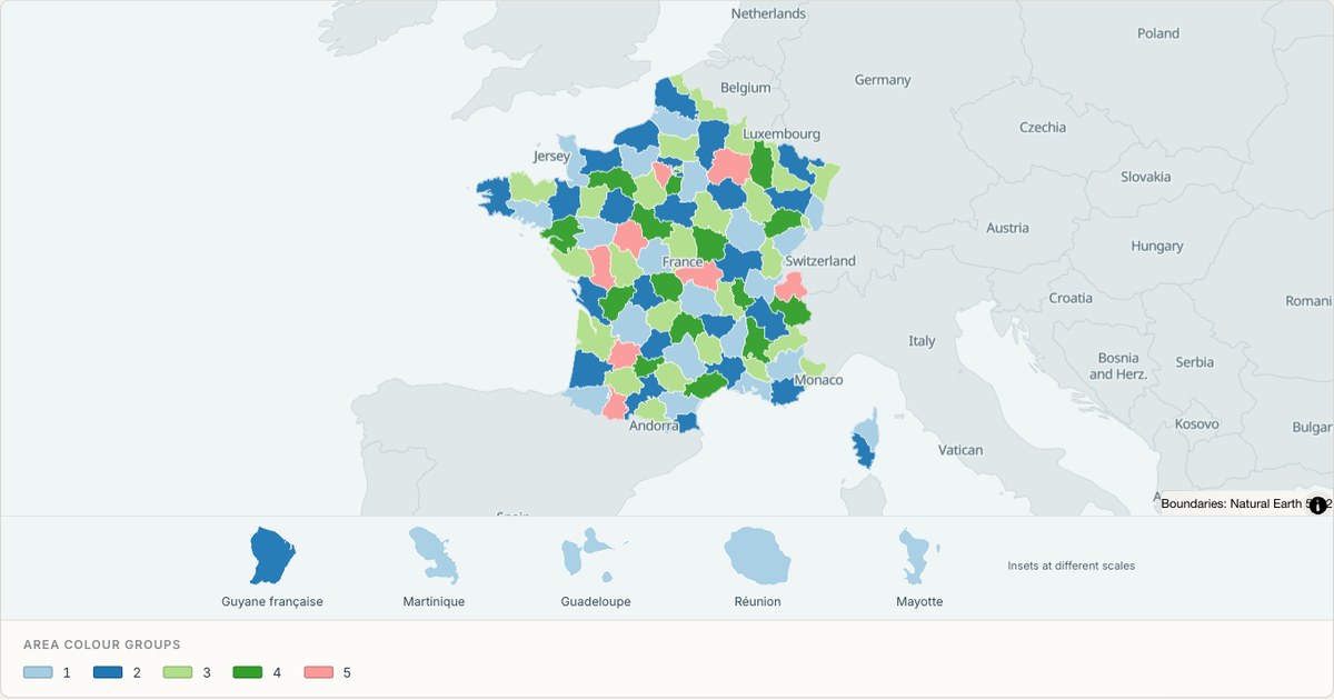 France administrative map — Categorical regions built from TopoJSON